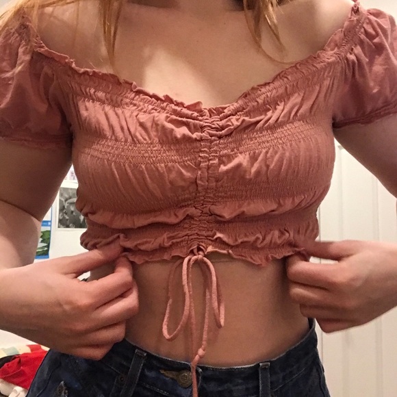 Light pink Ruched Crop Top💕 size S - Picture 1 of 5